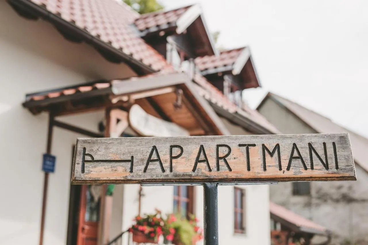 Apartmani Belvedere 0*, Fuzine