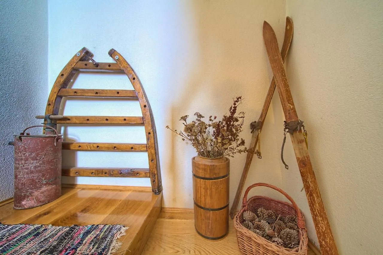 Apartmani Belvedere 0*, Fuzine
